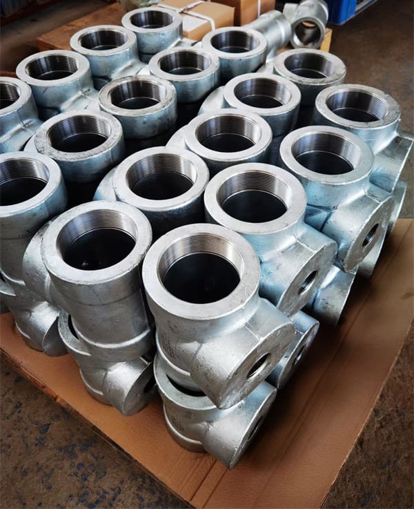 Alloy Steel 3000# Threaded Pipe Tee Made in China