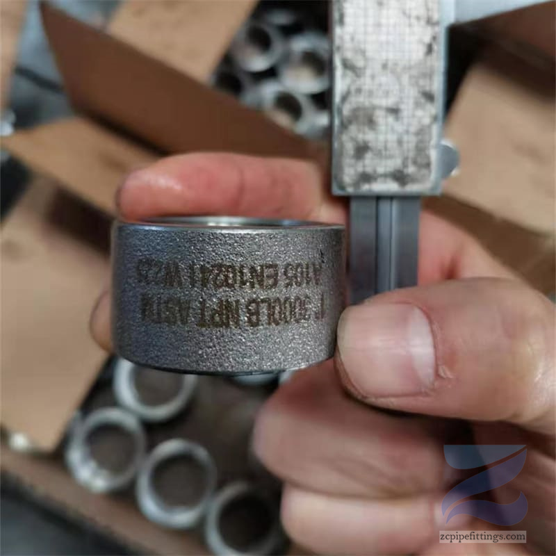 3000 LB Threaded Couplings ASTM A105 Forged Fittings