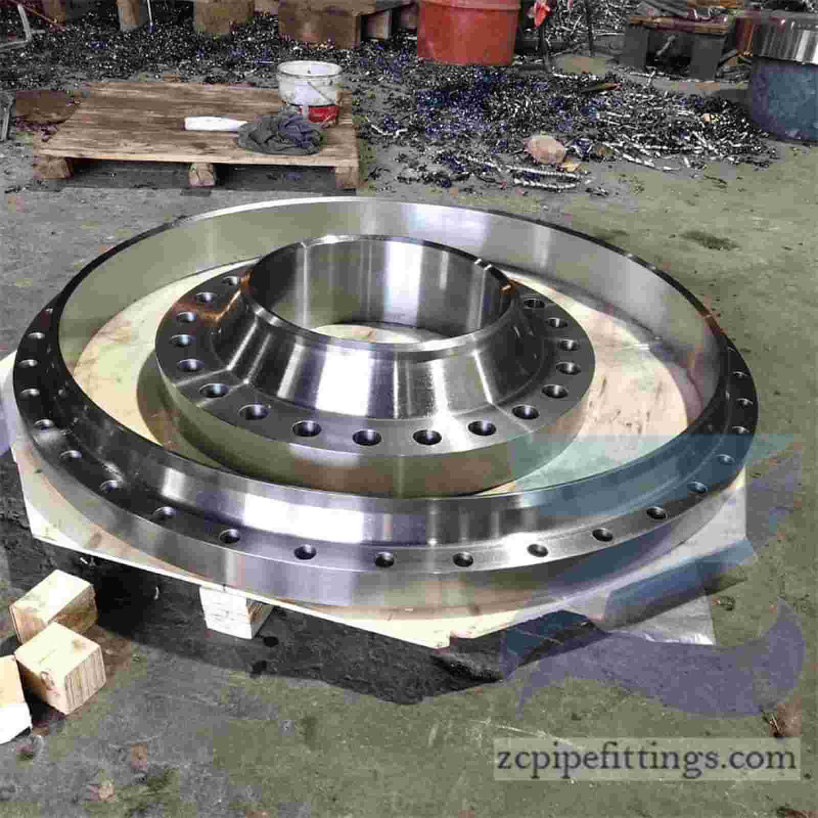 ASTM A182 F304L Large Size Weld Neck Flange